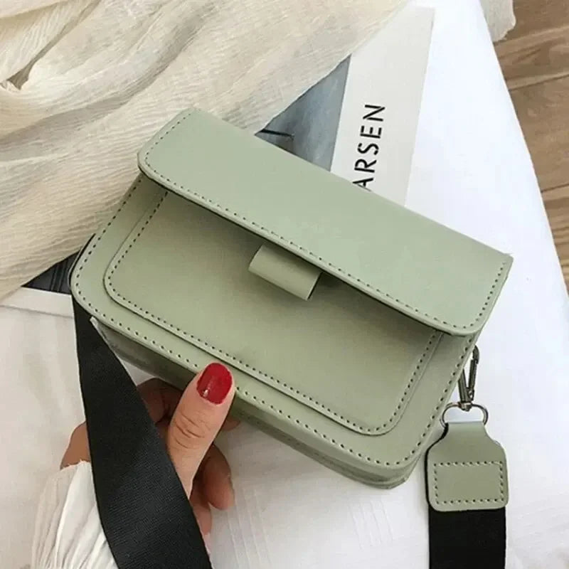 Elegant Crossbody Bags for Women | Versatile Small Clutch