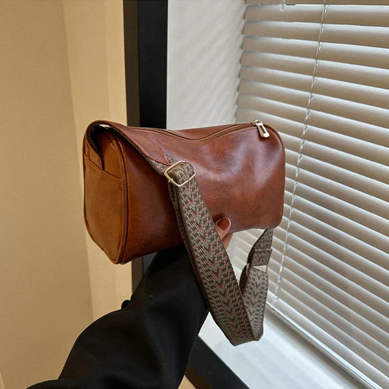 Boston Handbag in Chic Vintage PU Leather | Trendy Crossbody Bag